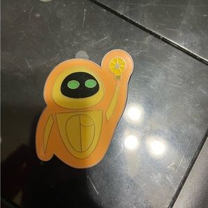 Disney Eve pin from walle